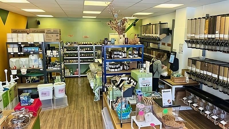 Nom Wholefoods in Bristol shop interior
